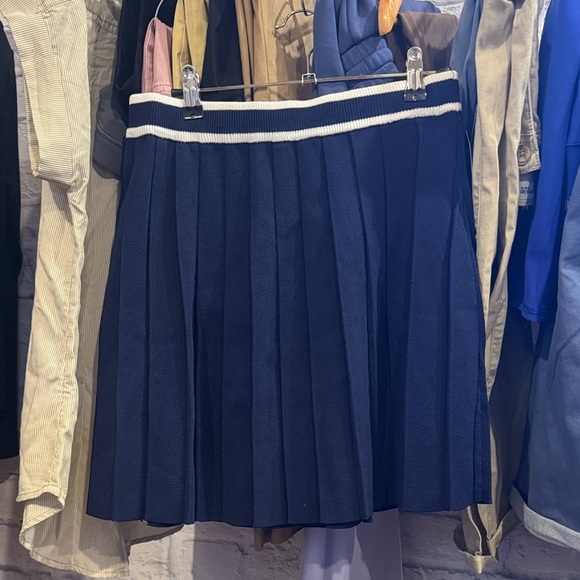 Cider • Navy Skirt W14”-19” L18” - Picture 2 of 2